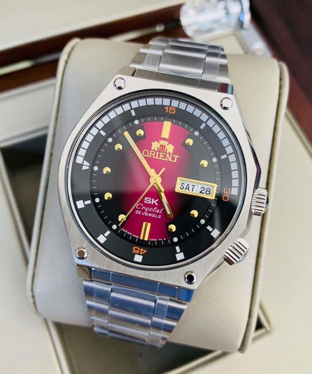 Orient Neo-70's RA-AA0B02R19B Ø42 mm